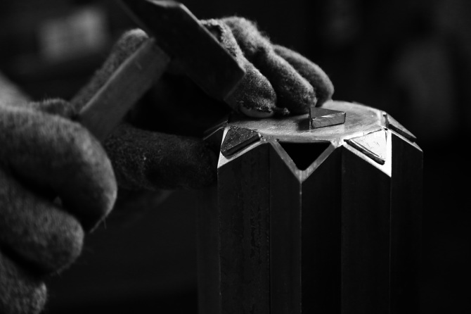 LOBGEOIS_JULES_LACORNIERE_POTS_DESIGNER_PERFORMATEUR_PRODUITS_STEEL_WELDING_FURNITURE_HANDCRAFTED_HANDMADE_DSAA_LAAB_ENSAAMA_PARIS_FRANCE_2017_5_NB_M_670