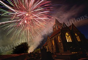 Eglise de Brenouille- feux d'artifice 2015-R signée