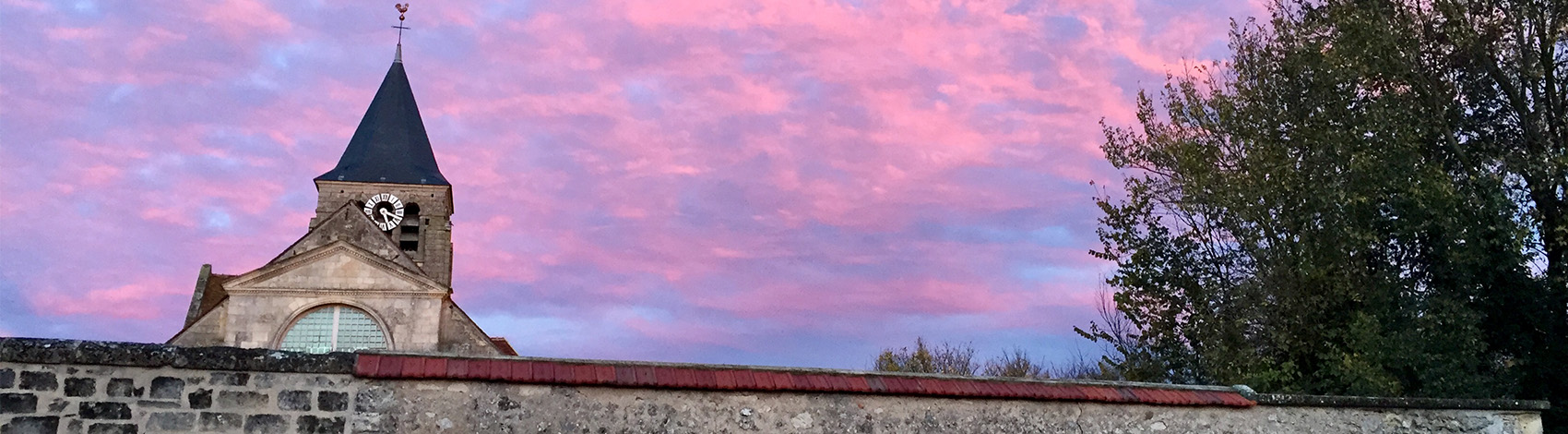 Vue de l'église St Rieul de Brenouille (Oise)